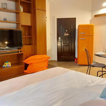 Sweet Dreams Suites Cosy Studio Piata Romana 布加勒斯特 外观 照片