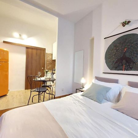 Sweet Dreams Suites Cosy Studio Piata Romana 布加勒斯特 外观 照片