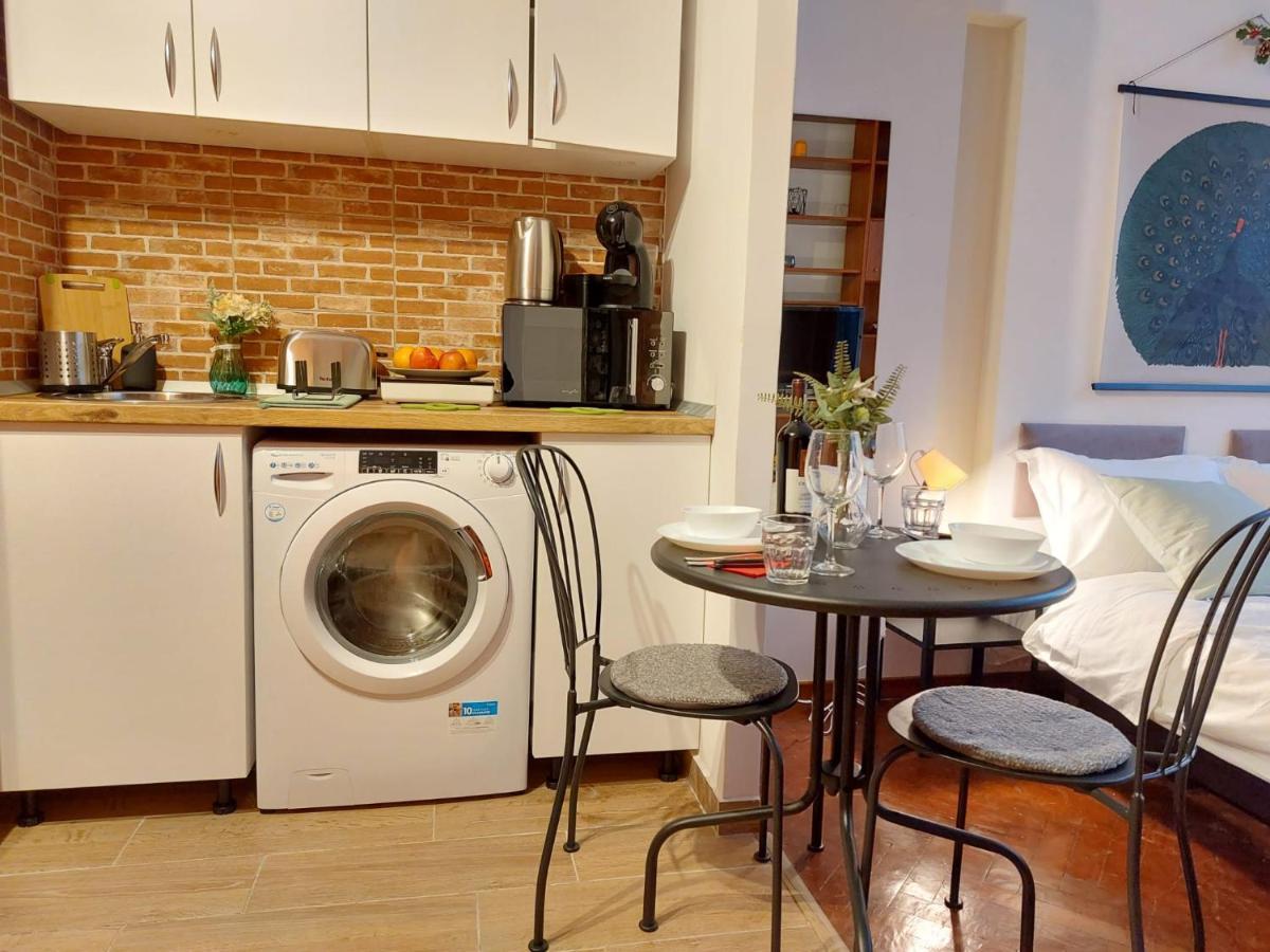 Sweet Dreams Suites Cosy Studio Piata Romana 布加勒斯特 外观 照片