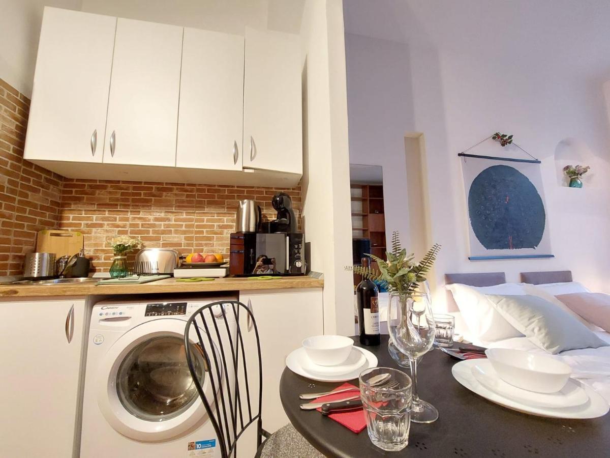 Sweet Dreams Suites Cosy Studio Piata Romana 布加勒斯特 外观 照片