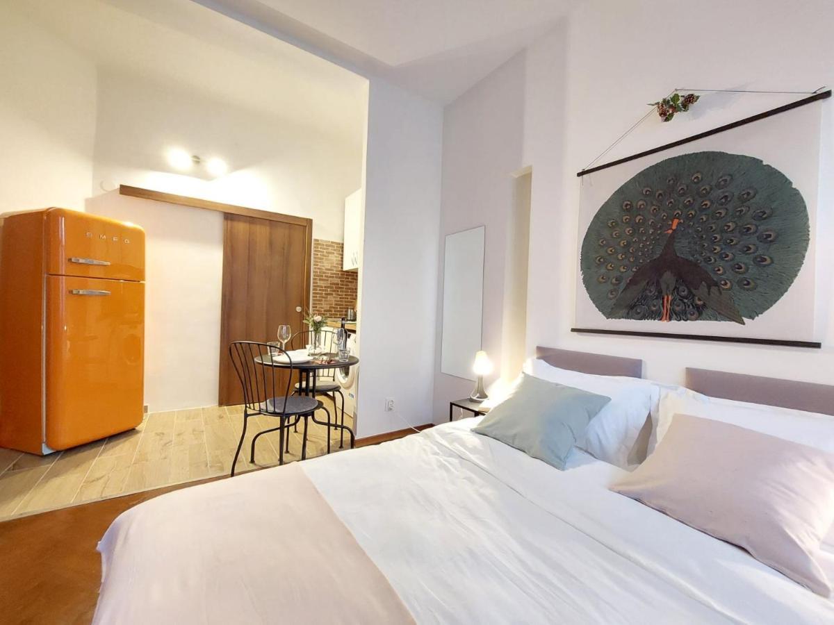 Sweet Dreams Suites Cosy Studio Piata Romana 布加勒斯特 外观 照片